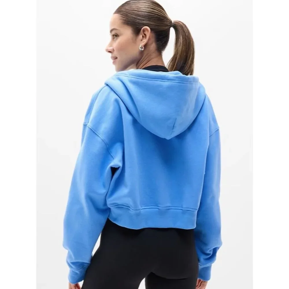 Athleta M Forever Fleece Ultra Crop Cornflower Blue Medium